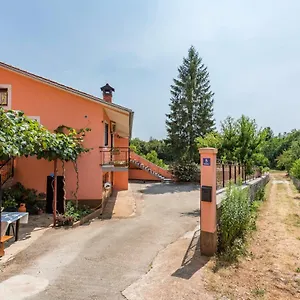 https://apartment-sandi-tinjan.in-istria.net